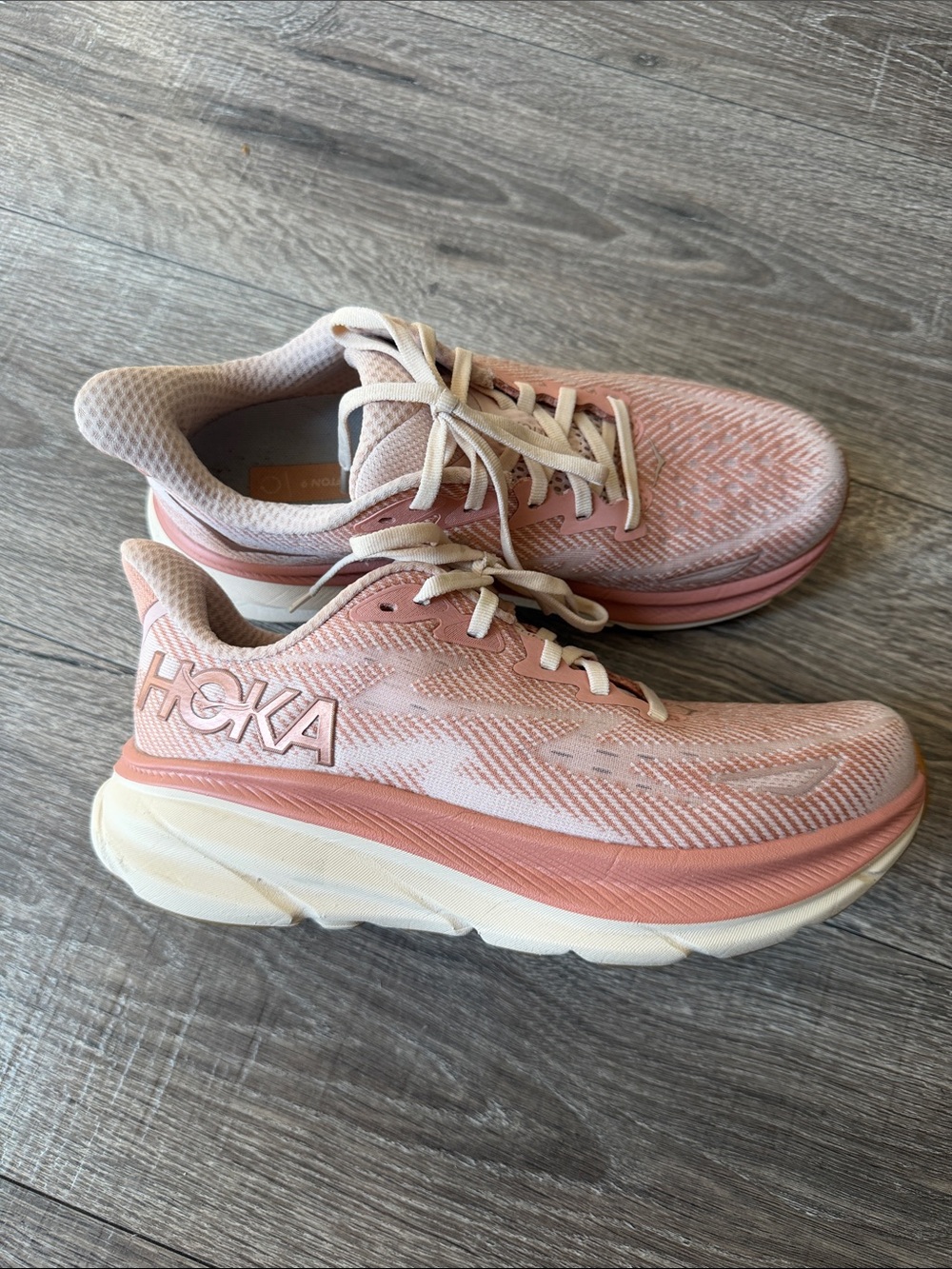 Hoka Clifton 9 running shoes - Picture 2 of 9